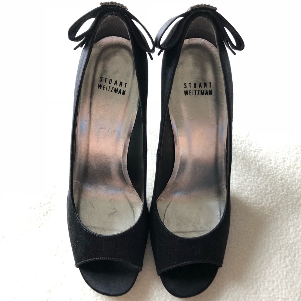 Stuart Weitzman Satin “Romance” pumps - Picture 4 of 7
